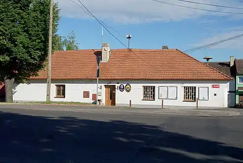 Žabovřesky nad Ohří : la mairie.