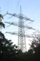 Partie supérieure de l'installation 4101, tour 93. À l'endroit où l'on peut voir la structure en treillis en forme de « v » inversé dans le corps du pylône, il y avait autrefois le pont d'observation.