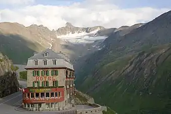 Hôtel Belvédère et glacier du Rhône en 2007.