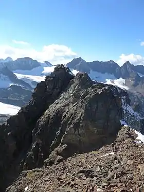 Vue depuis l’est.