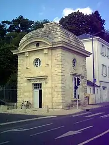 Pavillon d'octroi sur la Tranchée.