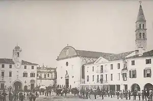 La piazza Grande en 1870.