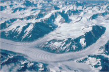 Bandes de Forbes sur le Sea Otter Glacier en Alaska.