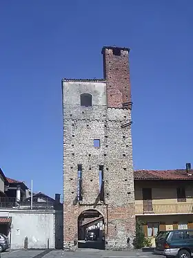 Oglianico(Torino), tour-porte du ricetto (XIVe)