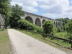 Axe vert de la Thiérache et le viaduc sur l'Oise.