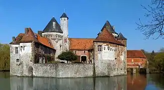 Le château médiéval d'Olhain.