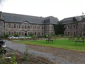 Cour intérieure de l'ancien prieuré