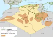 Carte de l'Afrique du Nord montrant des gisements et des pipelines