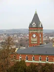 O'Kane Hall du campus du College of Holy Cross.