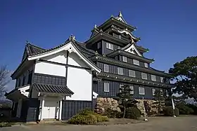 bâtiment principal du château d'Okayama.