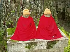 Deux bosatsu jizō.