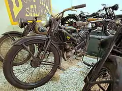 Moto Gillet Herstal dans le Den Hartogh Ford Museum.