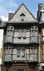 Maison du XVIe siècle, dite Maison du Chapelier.