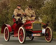 Oldsmobile 10HP Tonneau 1904.