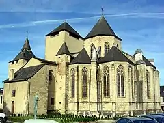 cathédrale Sainte-Marie(43° 11′ 17″ N, 0° 36′ 57″ O)