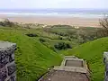 Omaha Beach vue depuis l'escalier du cimetière menant à la plage.