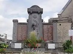 Monument aux morts.