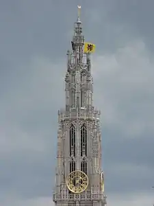 La tour nord de Notre-Dame d'Anvers est la seule qui soit actuellement achevée, mais moins haute que prévu, avec « seulement » 123 m.