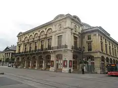 L'Opéra.