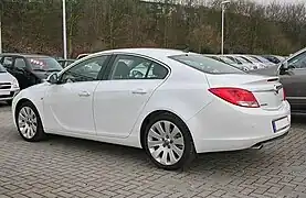 Opel Insignia Sedan 4 portes