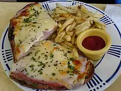 Jambon, fromage, frite.