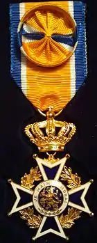 croix de l’ordre d'Orange-Nassau.