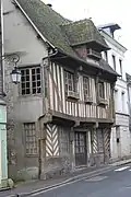 Maison à pan de bois.