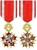 croix de l’ordre du Lion blanc.