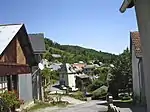 Vue du village depuis la petite hauteur située derrière l'église.