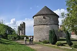 Pigeonnier.