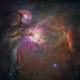 M43, au nord de M42 par le télescope spatial Hubble.