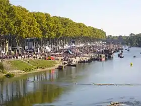 Quais d'Orléans durant le festival de Loire 2017.
