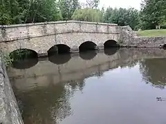 Le pont sur la Juine.