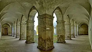 Le cloître du couvent.