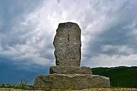Monolithe rappelant la mythique bataille de Roncevaux