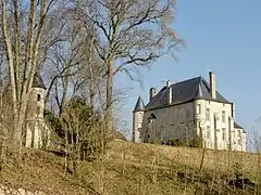 Le château, vue depuis le sud-ouest.