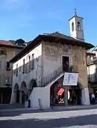 Le broletto à Orta San Giulio, sur le lac d'Orta.