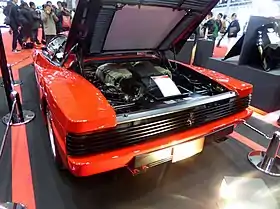 Ferrari Testarossa, moteur 12-cylindres en V à 180°.