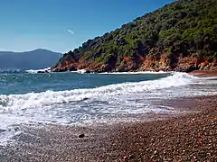 La droite de la plage de E gratelle.