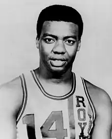 Oscar Robertson, Hall of Famer, basket-ball