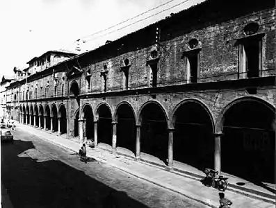 L'ancien hôpital au milieu du XXe siècle.