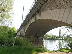 Osselle-RoutelleLe pont sur le Doubs