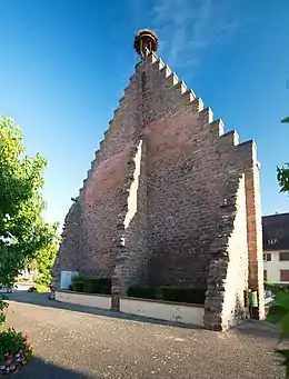 Relais de postemur-pignon