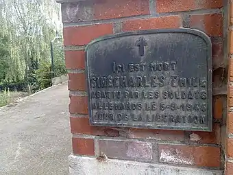 Hommage à E. Sinecharles tué le 5 septembre 1944.