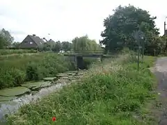 Pont ferroviaire sur la rivière Langelede en 2009.