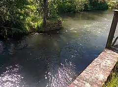 Ouvrage abandonné dans le grand-marais