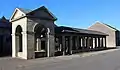 Vue du lavoir côté route.