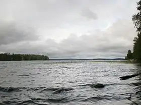 Le lac Pälkänevesi.