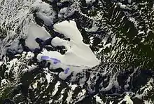 Vue satellite du massif du Bårdde.