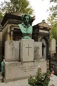 Thomas Couture, buste ornant sa tombe, Paris, cimetière du Père-Lachaise.